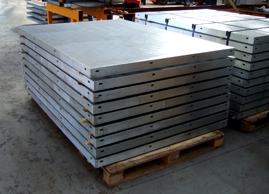 Hot Dipped Galvanised Wedge Wire Malting Panel Option